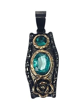 Blue Topaz Silver Flower Pendant NEW